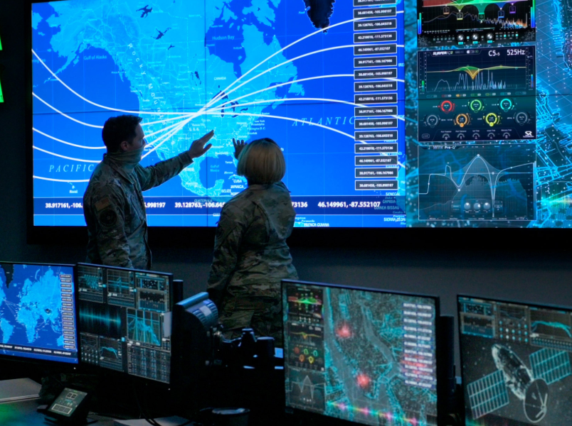 从数据到决策：可视化如何重塑军事仿真